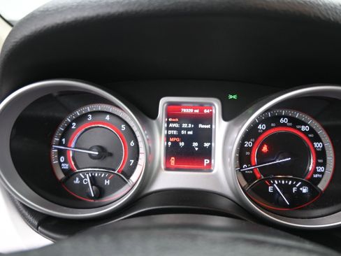 Used 2018 Dodge Journey SE w/ Blacktop Package FWD image 15