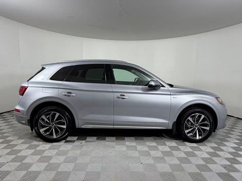 Used 2022 Audi Q5 2.0T Premium Plus w/ Premium Plus Package AWD/4WD image 8