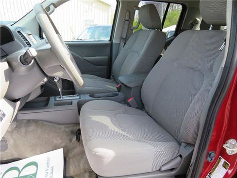 Used 2017 Nissan Frontier S w/ S Work Truck Package image 4