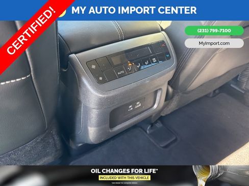 Certified 2024 Nissan Pathfinder SL image 27