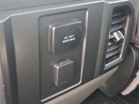 Used 2016 Ford F150 XLT w/ Equipment Group 302A Luxury image 11