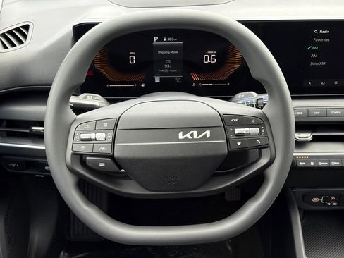 New 2026 Kia K4 LXS image 32