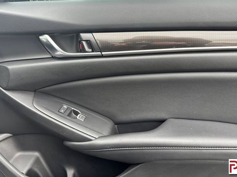Used 2021 Honda Accord Sport Special Edition image 19