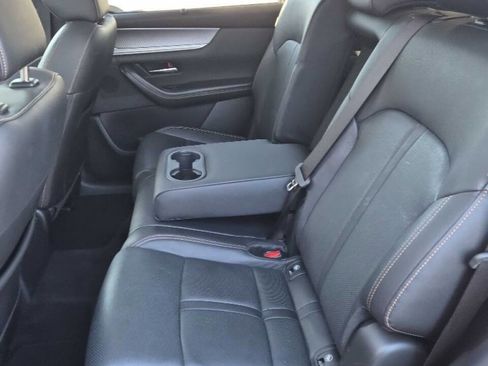 Used 2024 MAZDA CX-90 3.3 Turbo w/ Preferred Plus image 16