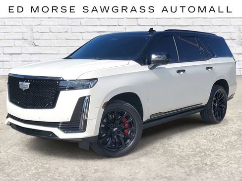 Used 2023 Cadillac Escalade Sport Platinum w/ LPO, ONYX Package image 1