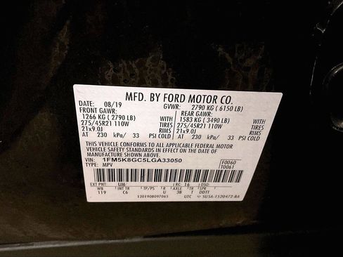 Used 2020 Ford Explorer ST w/ ST Street Pack image 35