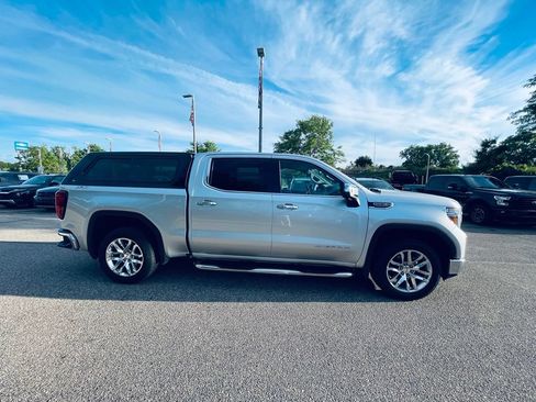 Used 2019 GMC Sierra 1500 SLT w/ Driver Alert Package I AWD/4WD image 7
