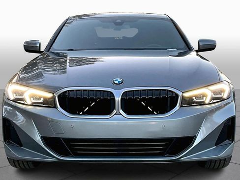 Used 2023 BMW 330i Sedan w/ Driving Assistance Package image 4