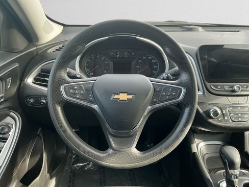Used 2023 Chevrolet Malibu LT image 12