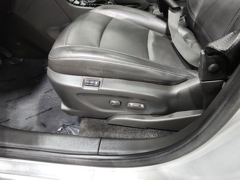 Used 2018 Buick Encore Essence image 24