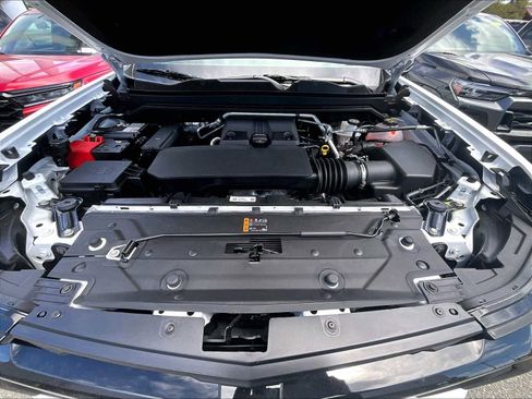 New 2025 Chevrolet Colorado Z71 image 16