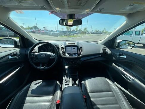 Used 2017 Ford Escape Titanium FWD image 20
