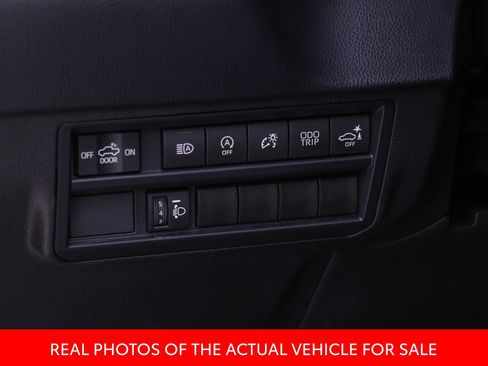 Certified 2025 Toyota Tundra SR5 w/ SR5 Premium Package AWD/4WD image 15