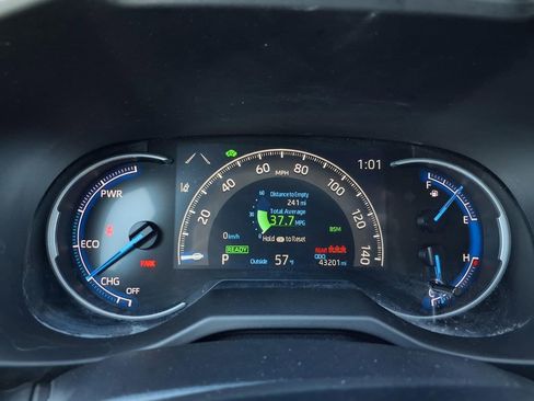 Used 2024 Toyota RAV4 XLE image 17