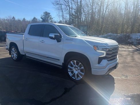 Certified 2023 Chevrolet Silverado 1500 High Country w/ Technology Package image 14