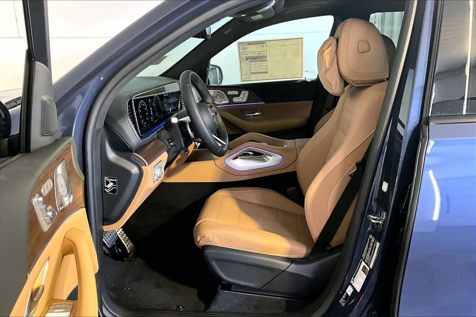 New 2026 Mercedes-Benz GLS 450 4MATIC image 13