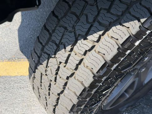 Used 2019 Jeep Wrangler Unlimited Sport S AWD/4WD image 12