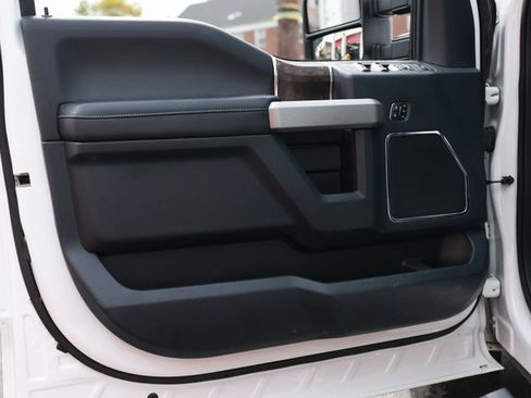 Used 2022 Ford F350 Lariat w/ Lariat Value Package image 23