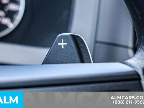 Used 2025 Nissan Pathfinder S image 39