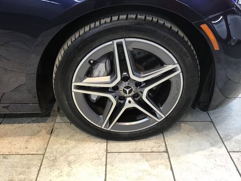 Used 2022 Mercedes-Benz E 350 4MATIC Sedan w/ AMG Line Exterior image 12