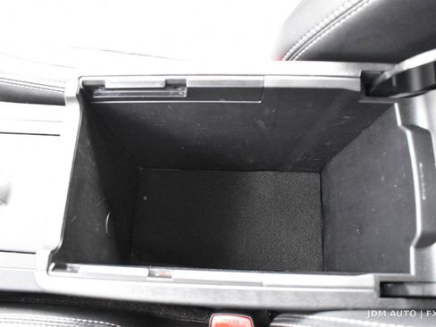 Used 2014 Toyota Camry SE w/ Moonroof Package image 33