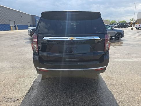 Used 2024 Chevrolet Suburban Premier AWD/4WD image 5
