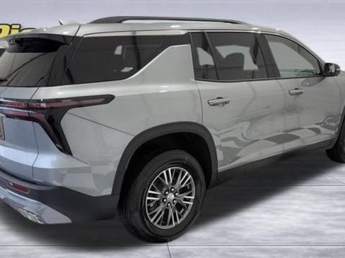 New 2027 Chevrolet Traverse LT w/ Driver Confidence Package AWD/4WD image 6