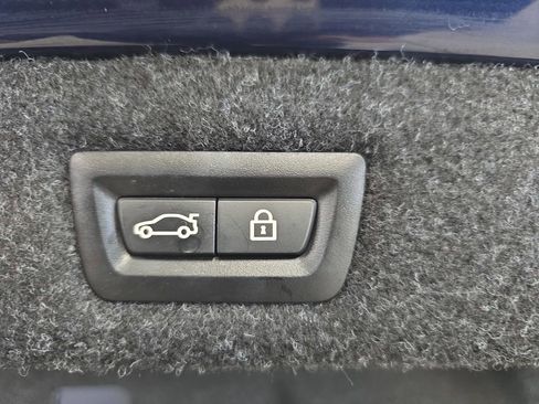 Used 2019 BMW 530i w/ Convenience Package image 31