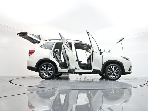 Certified 2024 Subaru Forester Limited image 45