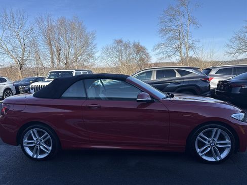 Used 2017 BMW 230i xDrive Convertible image 7