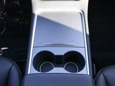 Used 2023 Tesla Model 3 Long Range image 17