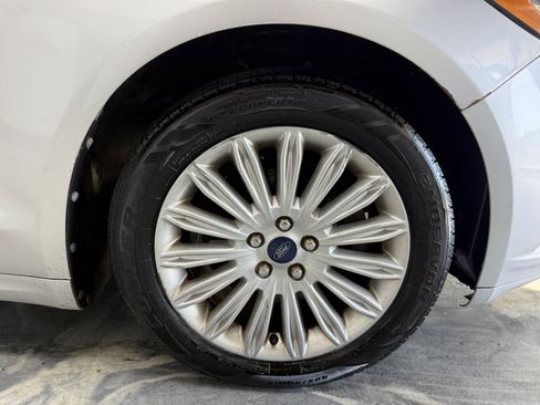 Used 2013 Ford Fusion SE image 26