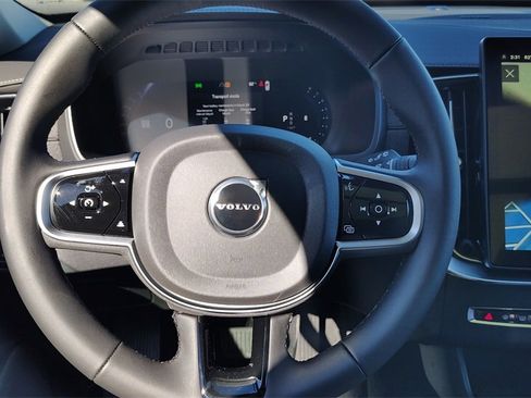 New 2026 Volvo XC90 B6 Plus w/ Protection Package Premier image 13