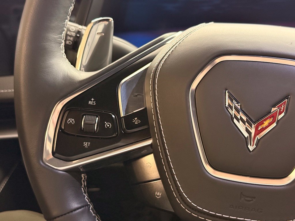 Used 2026 Chevrolet Corvette Stingray Coupe w/ 1LT RWD image 37