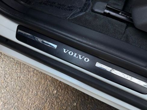 Used 2015 Volvo XC60 T5 Premier w/ Proximity Package image 25