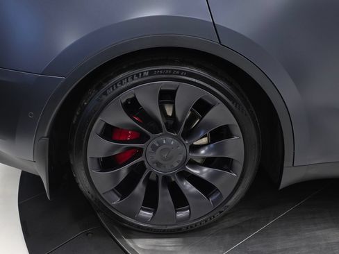 Used 2022 Tesla Model Y Performance AWD/4WD image 39