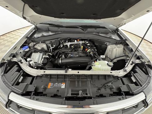 New 2026 Ford Explorer Active w/ Active Comfort Package RWD image 32