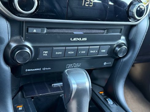 Certified 2022 Lexus GX 460 Premium w/ Accessory Package AWD/4WD image 32