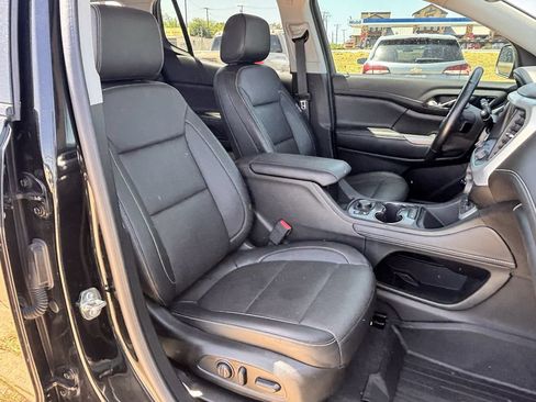 Used 2023 GMC Acadia SLT w/ Elevation Edition FWD image 30