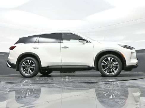 Used 2025 INFINITI QX60 Luxe w/ Vision Package AWD/4WD image 33