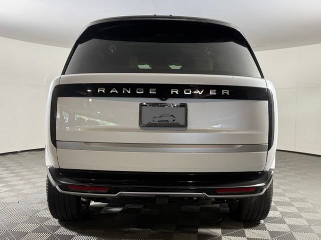 Used 2024 Land Rover Range Rover Long Wheelbase Autobiography AWD/4WD image 6
