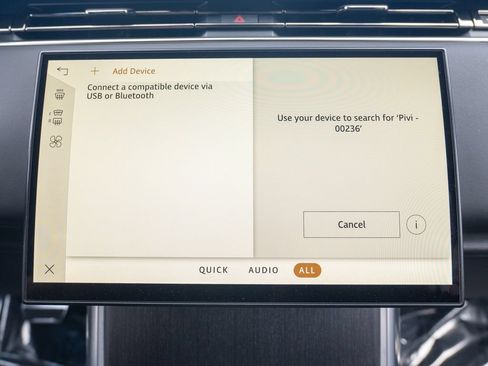Certified 2024 Land Rover Range Rover SE AWD/4WD image 32
