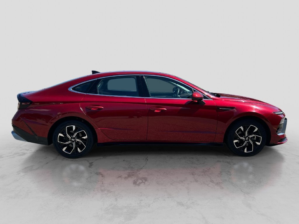 Used 2024 Hyundai Sonata SEL FWD image 6