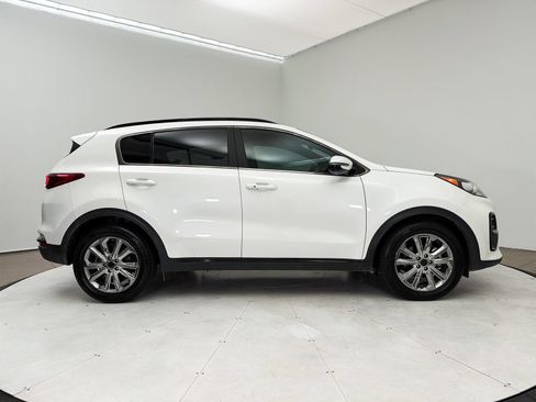 Certified 2022 Kia Sportage Nightfall Edition w/ Nightfall Fwd Premium Package image 28
