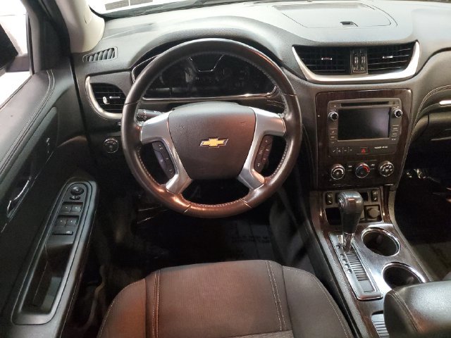 Used 2017 Chevrolet Traverse LT w/ Style and Technology Package AWD/4WD image 15