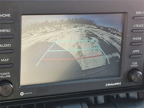 Used 2021 Toyota RAV4 XLE image 18