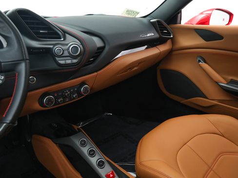 Certified 2019 Ferrari 488 GTB image 30