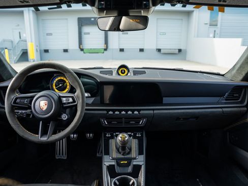 Used 2023 Porsche 911 GT3 image 40