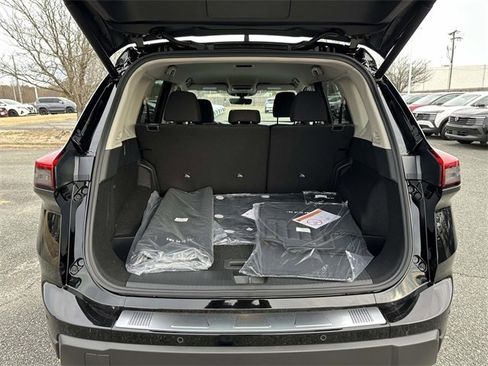 New 2026 Nissan Rogue SV image 12