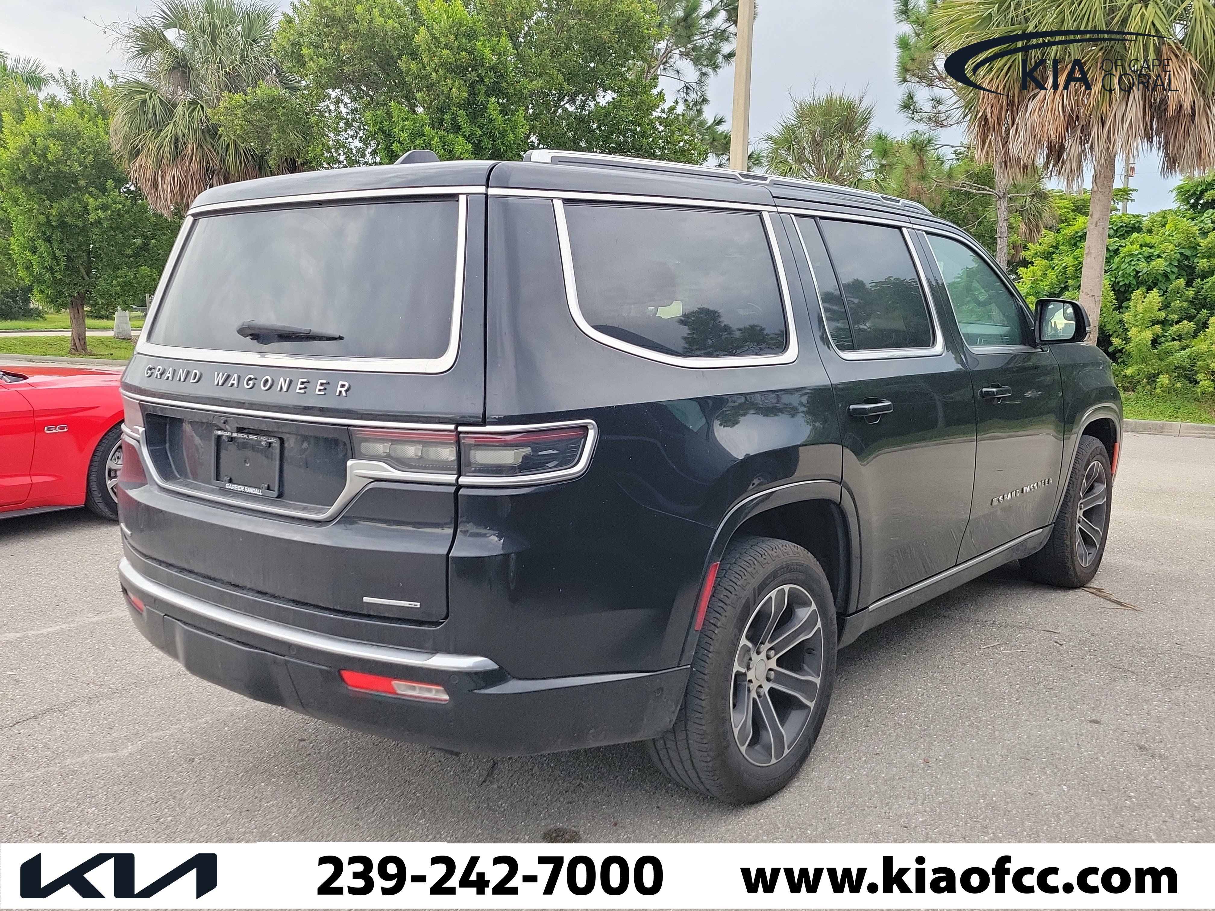 Used 2022 Jeep Grand Wagoneer Series I AWD/4WD image 6